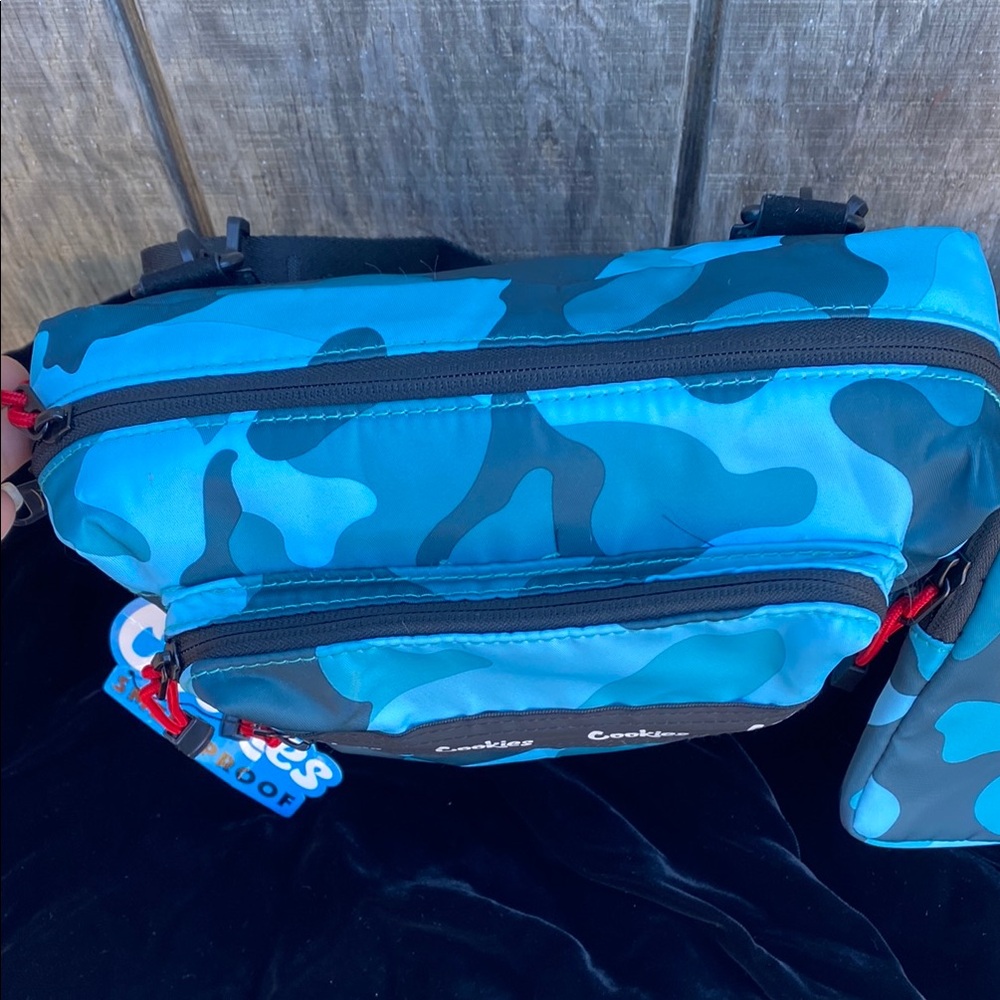 New Cookies Charter Shoulder Bag with Removable Phone Case 3 Pockets Smell Proof - Picture 2 of 13